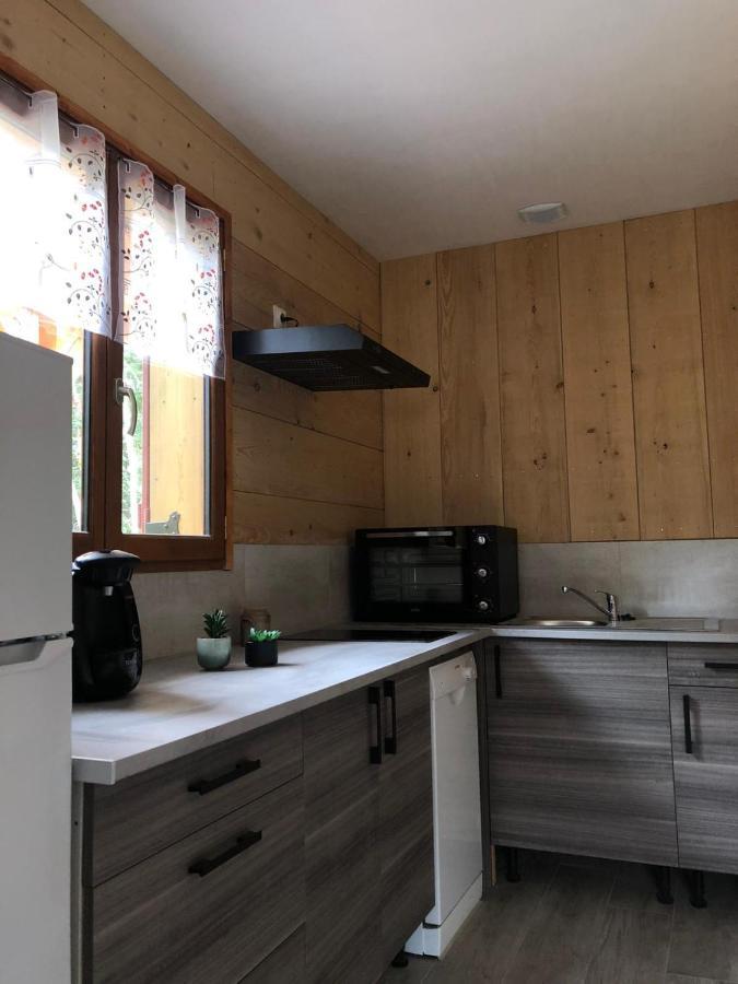 Les Chalets De La Garenne La Ferté-Beauharnais Exterior foto